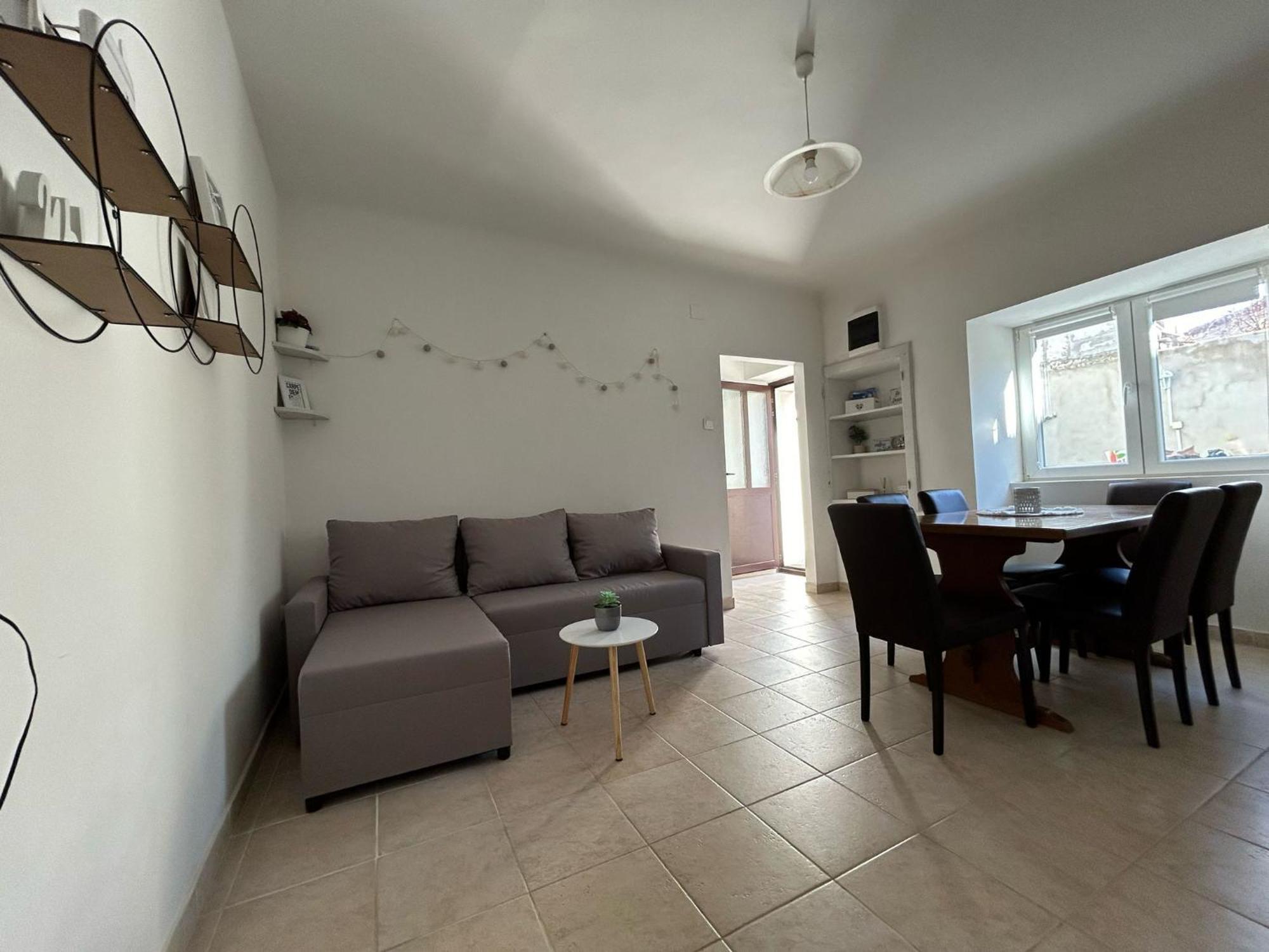Holiday Home Omisalj Ngoại thất bức ảnh